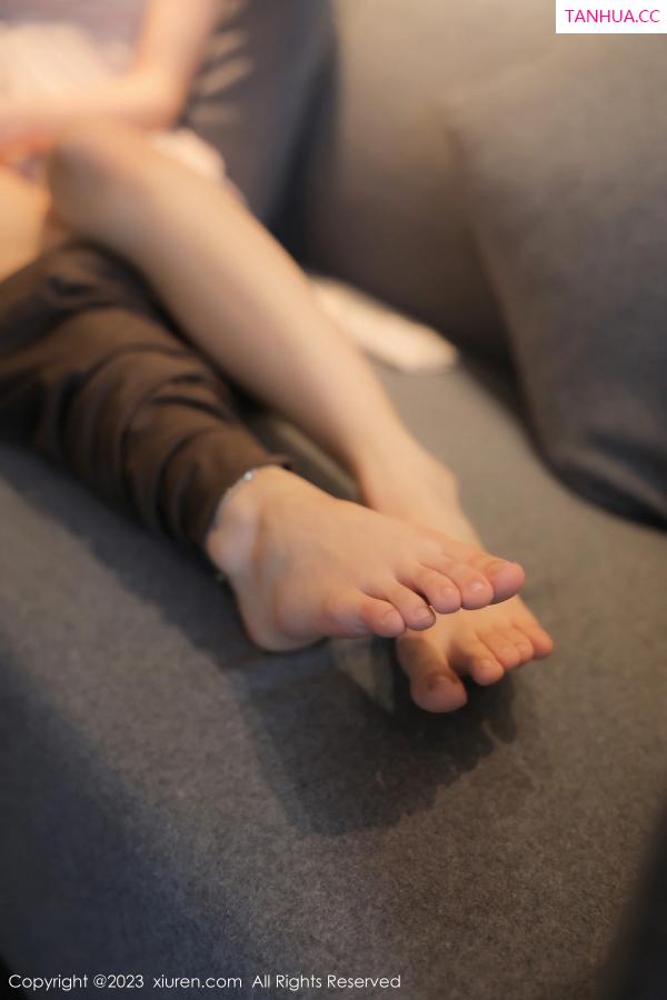   [XiuRen]高清写真图 2023.05.05 No.6683 幼幼 健身美腿第91张图片